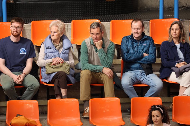 Iñaki ha acudido con su familia a ver el último partido de su hijo Pablo