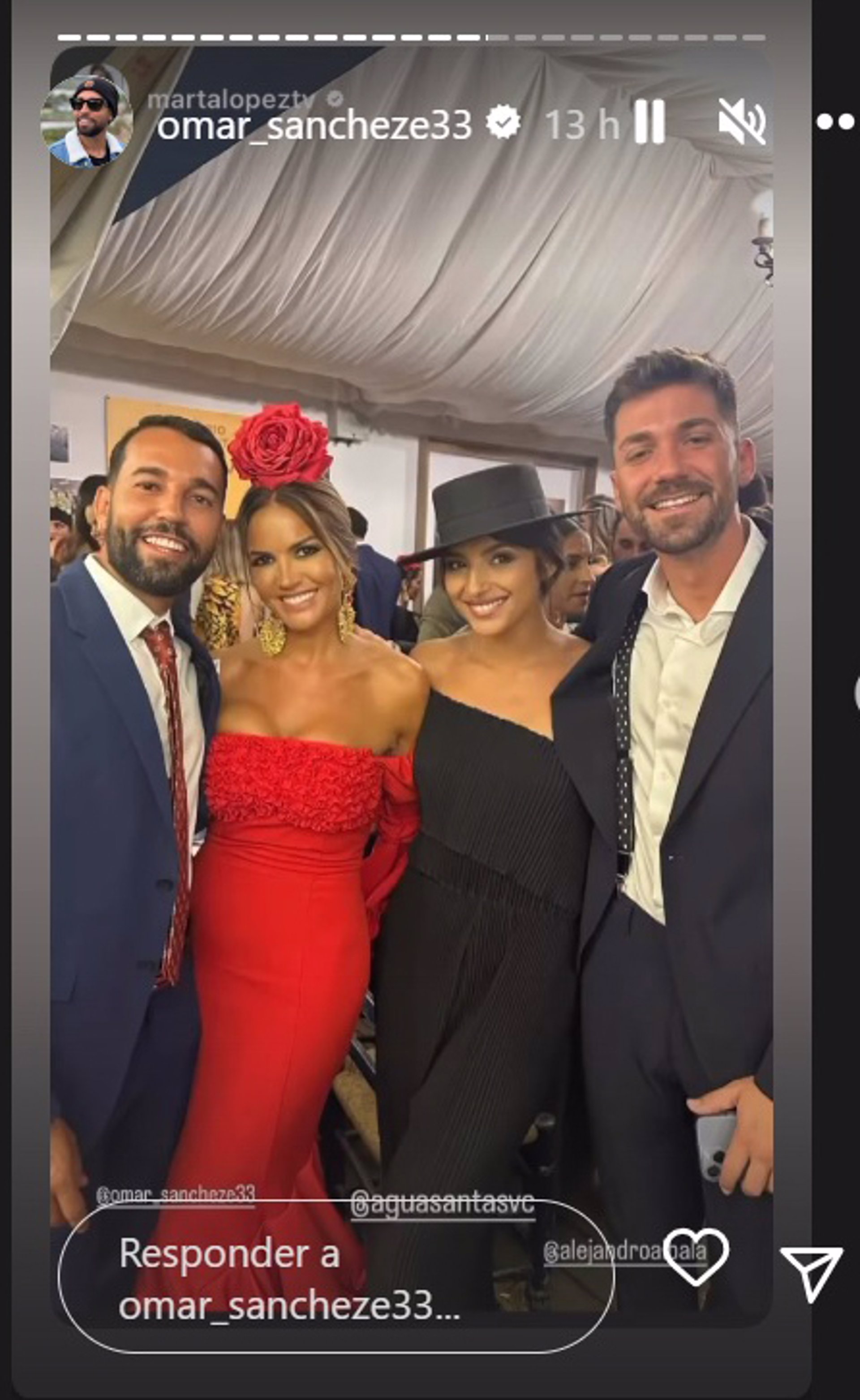 Omar Sánchez, feliz en la Feria de Abril con amigos