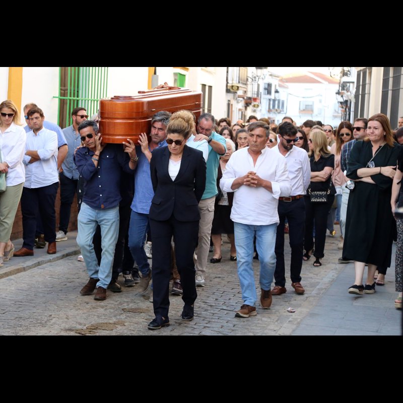Almonte se ha echado a la calle para despedir a Cristo Báñez