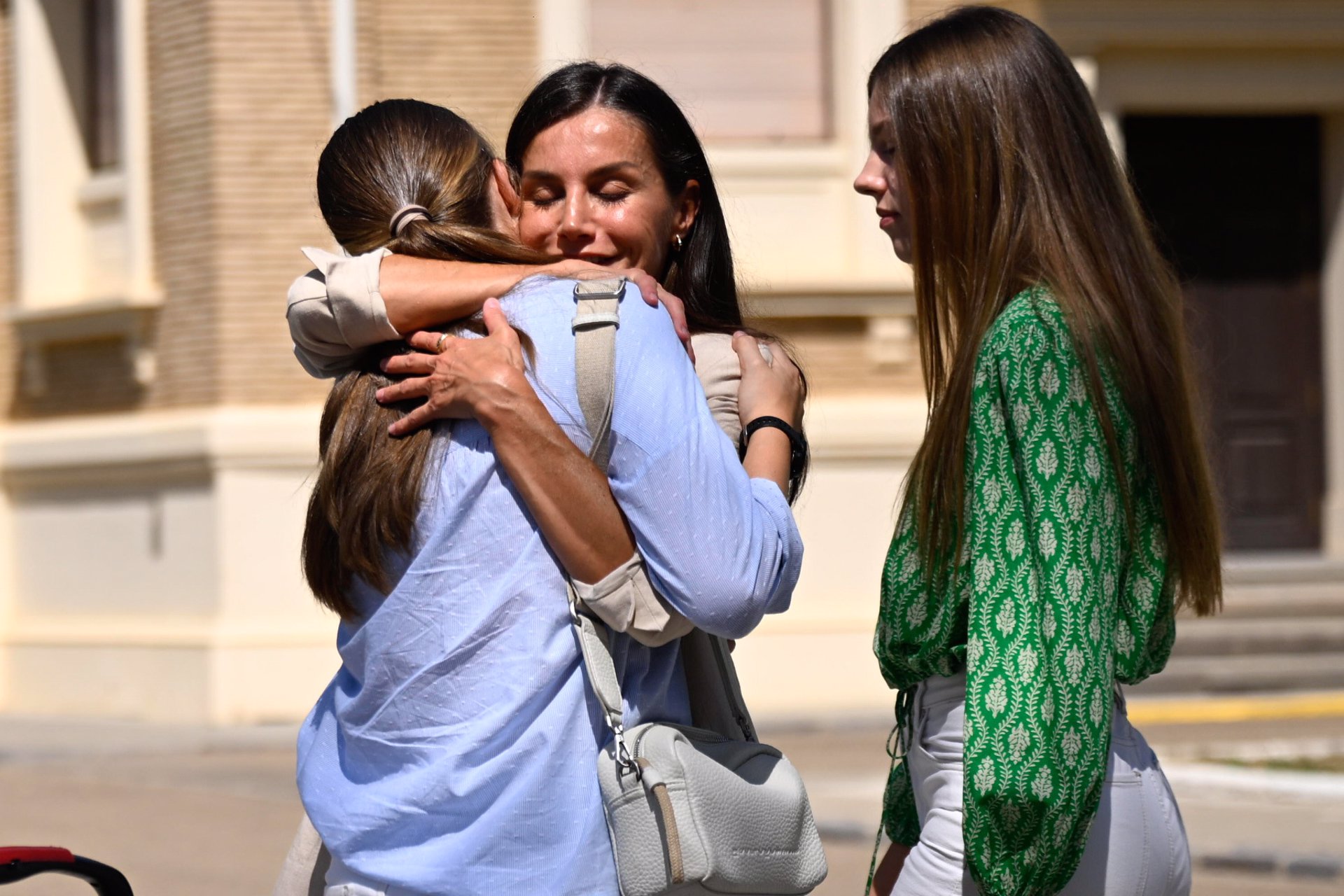 La emoción de la Reina al despedirse de su hija Leonor