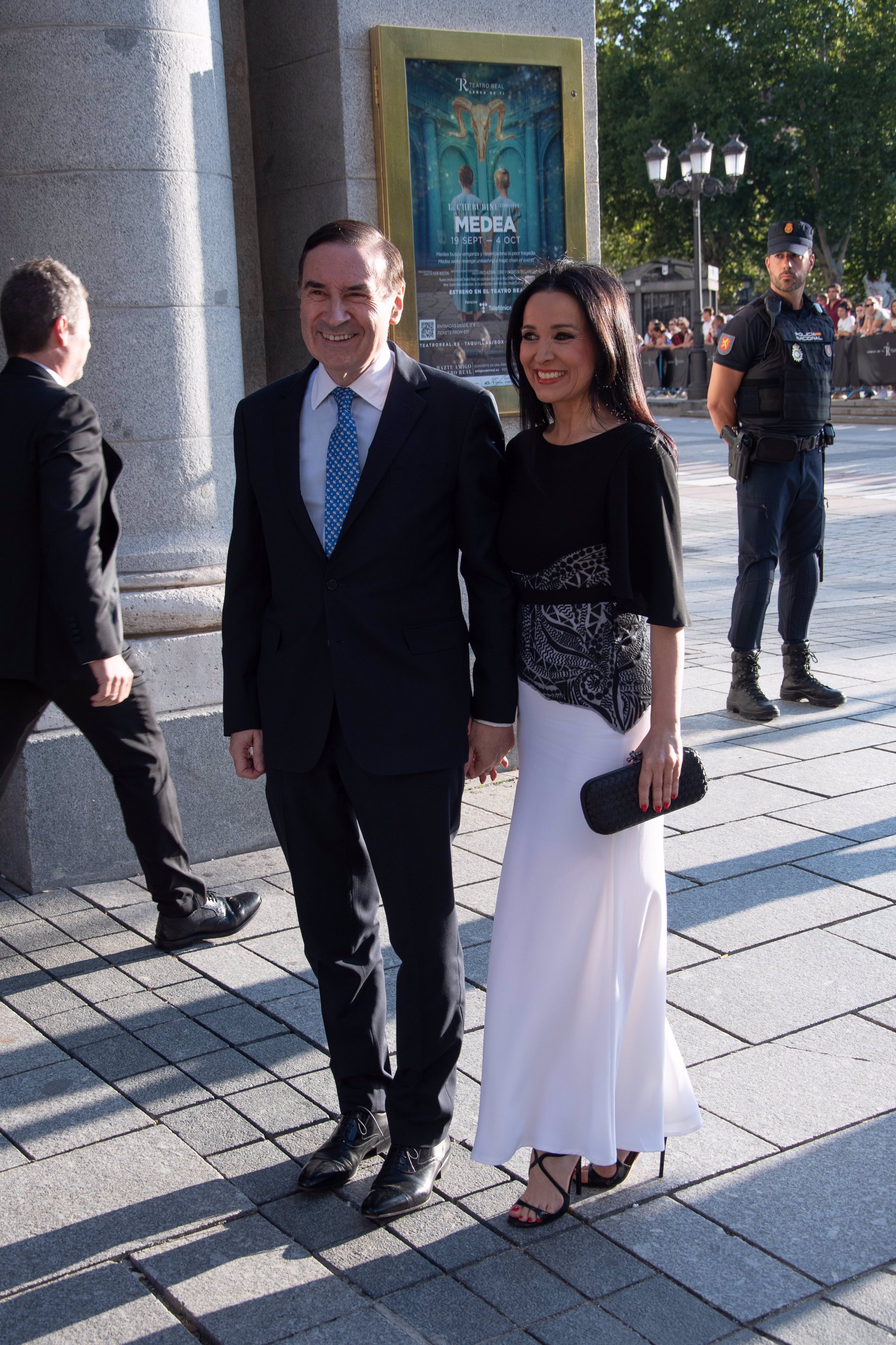 Isabel Preysler y Carmen Lomana rivalizan en elegancia con la Reina Letizia  en el Teatro Real