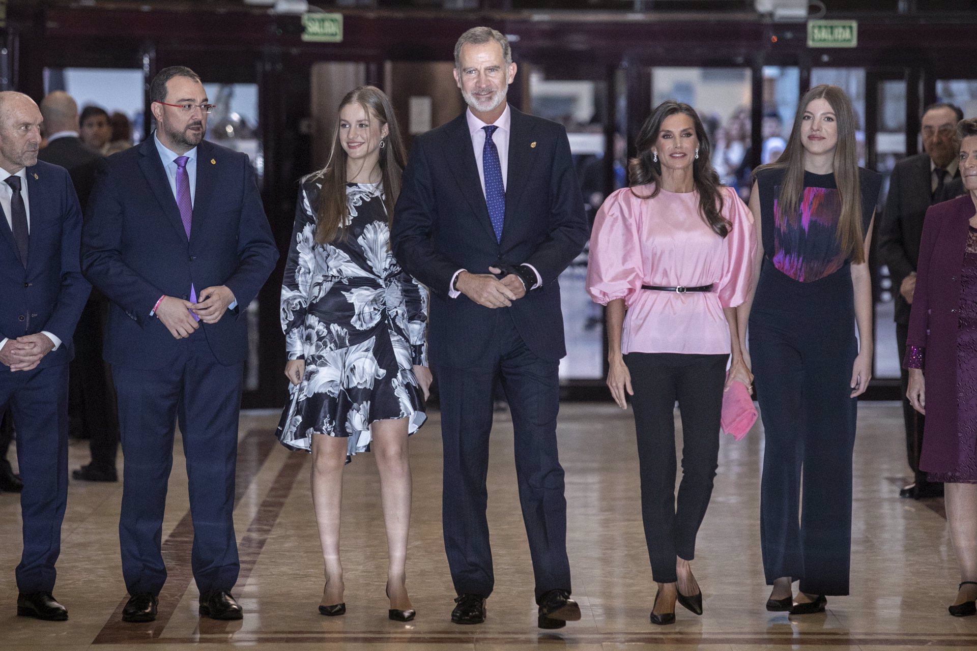 La Familia Real ha presidido el tradicional concierto previo a los Premios Princesa de Asturias