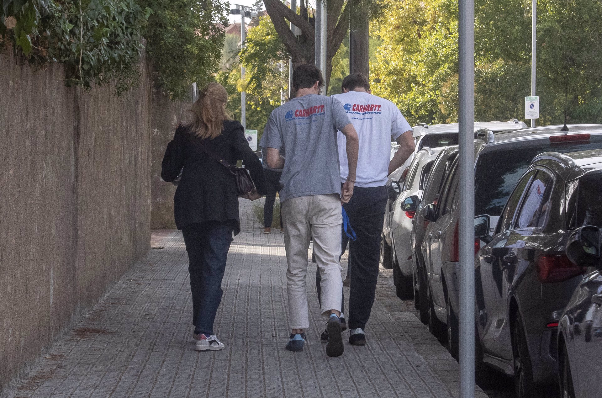 Pablo y Miguel Urdangarín con la misma camiseta en diferentes colores