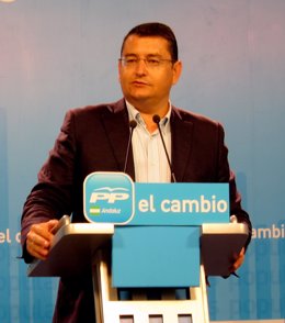 El Secretario General Del PP-A, Antonio Sanz, En Rueda De Prensa