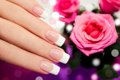Los peligros escondidos de las uñas de gel