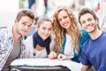 6 claves para caer bien y tener amigos