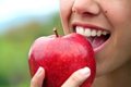 Los alimentos más dañinos para los dientes