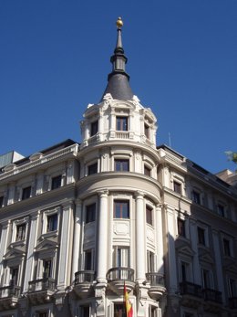 Archivo - Sede de la CNMC en Madrid