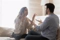 Discutir en pareja: aprende a hacerlo con estas 3 reglas