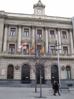 Archivo - Fachada principal de la sede de la Diputación Provincial de Zaragoza (DPZ) en la capital aragonesa.