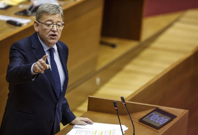 Archivo - El president de la Generalitat Valenciana, Ximo Puig