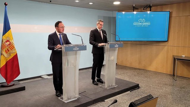 Espot i Marquina presentant els resultats.