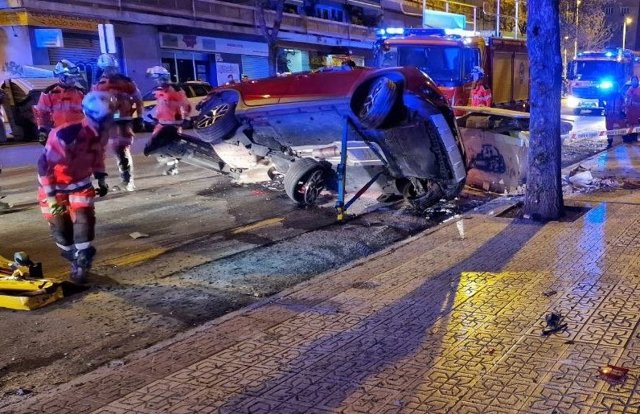 Coche afectado por la colisión en Neptuno