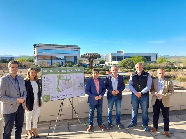 Presentación del proyecot de ampliación de Geolit