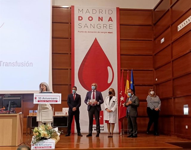 El consejero de Sanidad de la Comunidad de Madrid, Enrique Ruiz Escudero