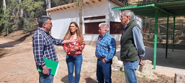 Visita al área recretariva de Linarejos.