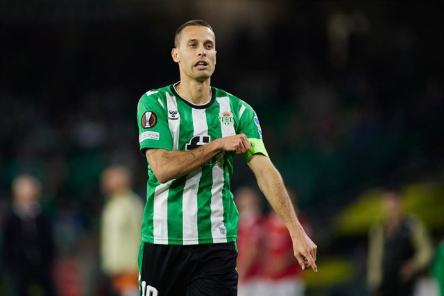Sergio Canales con el Real Betis