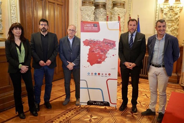 Presentación de la 10 etapa de la Vuelta Ciclista en Valladolid
