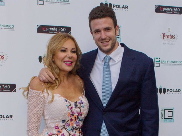 Archivo - Ana Obregón y Aless Lequio, en una imagen de archivo