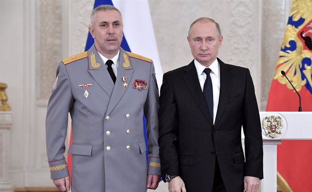 Archivo - El coronel general Rustam Muradov i el president rus, Vladímir Putin