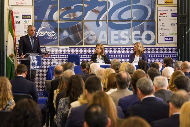 Sanz detalla su proyecto 'Sevilla Acelera', en materia de urbanismo, durante el Foro Gaesco.