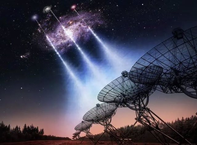 Se demostró que tres nuevas ráfagas rápidas de radio descubiertas por el telescopio Westerbork perforaron el halo de nuestra vecina galaxia del Triángulo.