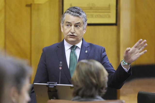 Archivo - El consejero de Presidencia, Interior, Diálogo Social y Simplificación Administrativa, Antonio Sanz.