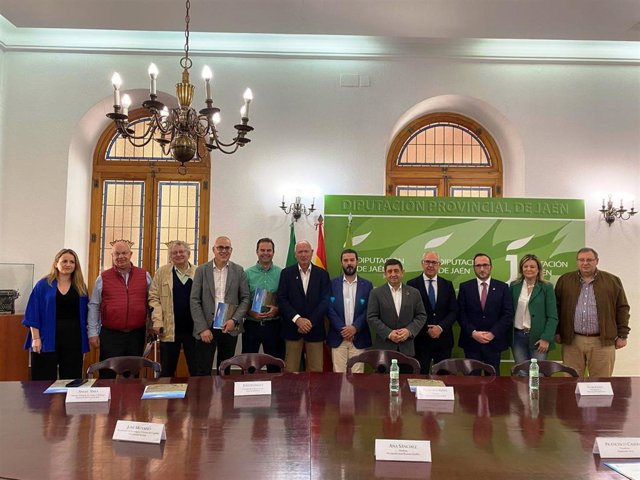 Comisón instutucional de la candidatura de Paisajes del Olivar de Andalucía