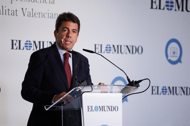 El presidente del PP de la Comunidad Valenciana y candidato de este partido a la Generalitat valenciana, Carlos Mazón, interviene durante un encuentro de 'El Mundo', en el Hotel Westin Palace, a 13 de abril de 2023, en Madrid (España).