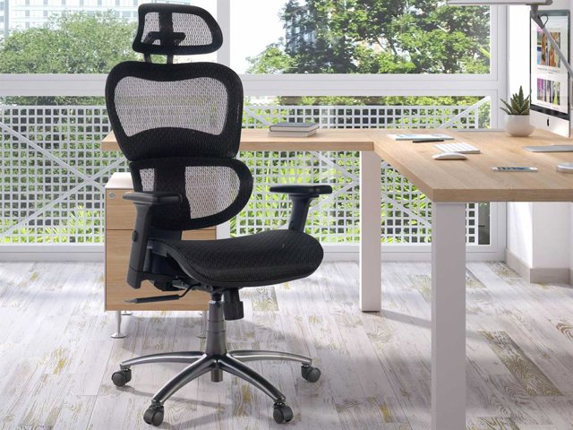 Elegir una correcta silla ergonómica para trabajar es muy importante