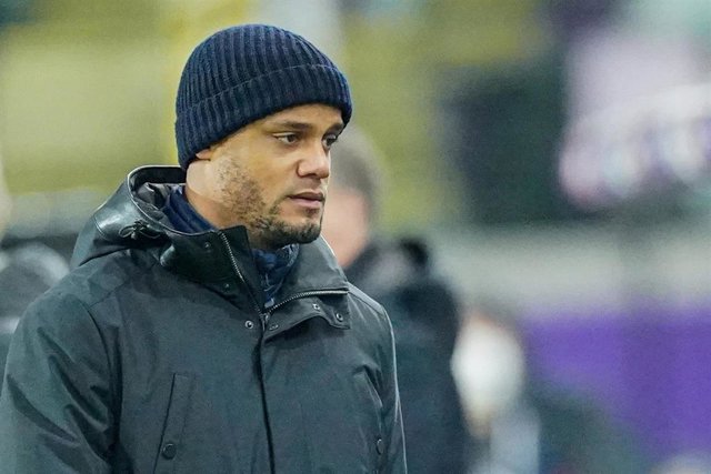 Archivo - El entrenador del Burnley, Vincent Kompany.