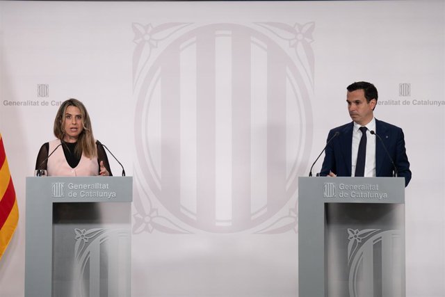 La portaveu del Govern, Patrícia Plaja, i el director de l'Agència Catalana de l'Aigua (ACA), Samuel Reyes