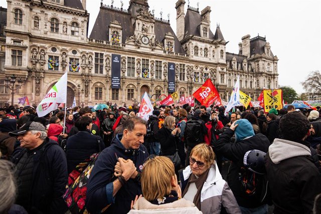 Protesta contra la reforma de las pensiones en París