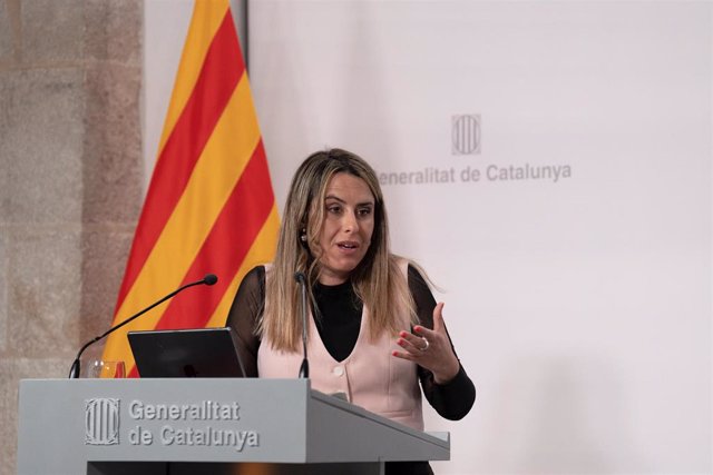 La portavoz del Govern, Patrícia Plaja, durante una rueda de prensa tras el Consell Executiu, en el Palau de la Generalitat, a 18 de abril de 2023, en Barcelona, Catalunya (España). La portavoz del Govern y el director de la Agència Catalana de l'Aigua (A