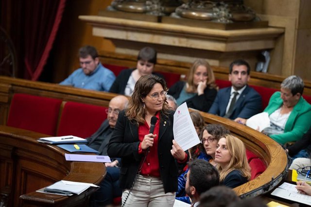 La consellera de la Presidencia, Laura Vilagrà, durante la sesión de control.