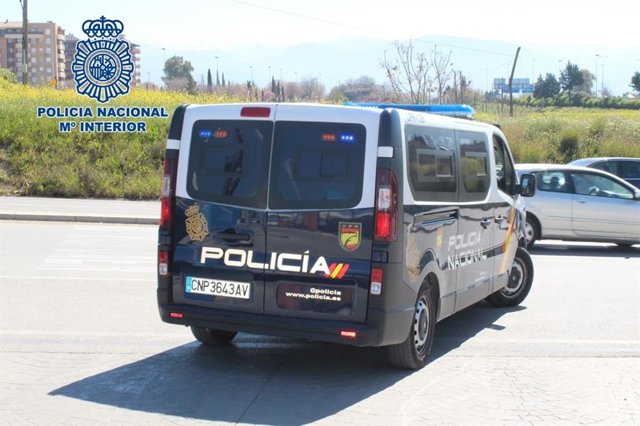 Furgón de Policía Nacional