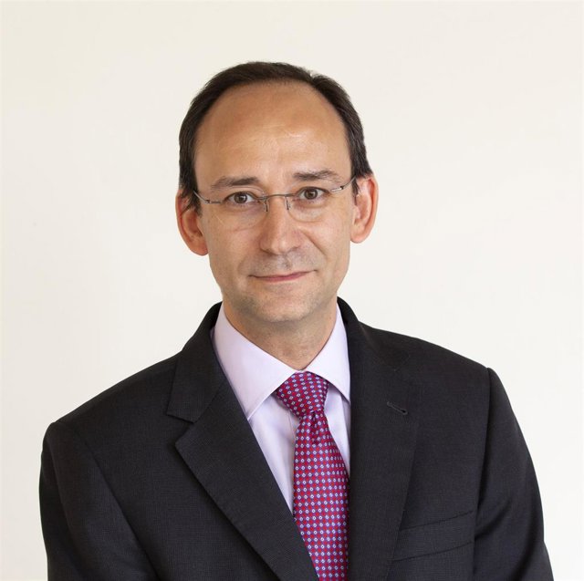 Archivo - El candidato de CRUE para presidir la Asociación Europea de Universidades (EUA por sus siglas en inglés) los próximos cuatro años, Josep Maria Garrell,