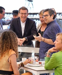 El Presidente Del Partido Popular, Alberto Núñez Feijóo, Participa En Un Acto Junto Al Presidente Provincial, Manuel Andrés González, Y La Candidata Del PP A La Alcaldía De La Ciudad, Pilar Miranda.