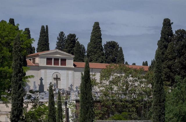 Interior del cementerio Sacramental de San Isidro de Madrid, a 21 de abril de 2023, en Madrid (España).