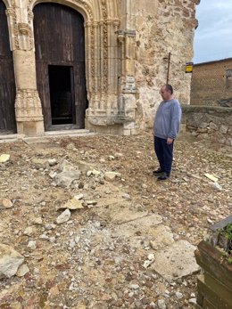Un rayo causa daños en la iglesia-panteón de los Marqueses de Moya en Carboneras de Guadazaón (Cuenca)