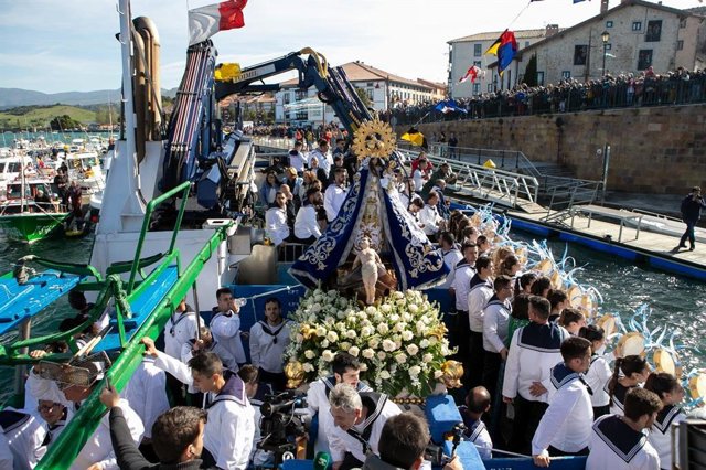 Procesión marítima de La Folía.