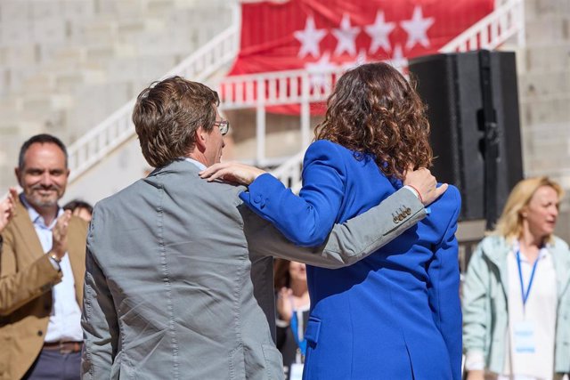 El alcalde de Madrid, José Luis Martínez-Almeida y la presidenta de la Comunidad de Madrid, Isabel Díaz Ayuso, 