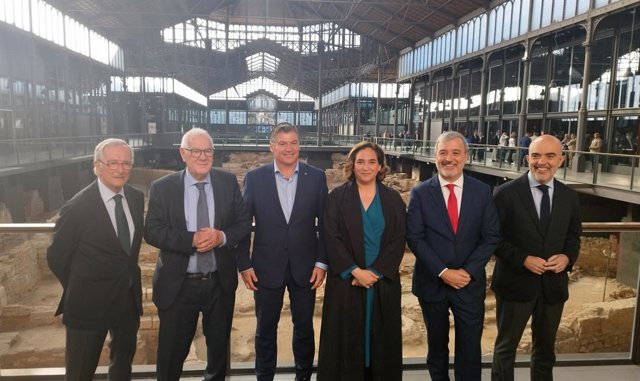 Els candidats a l'alcaldia de Barcelona en el primer debat preelectoral