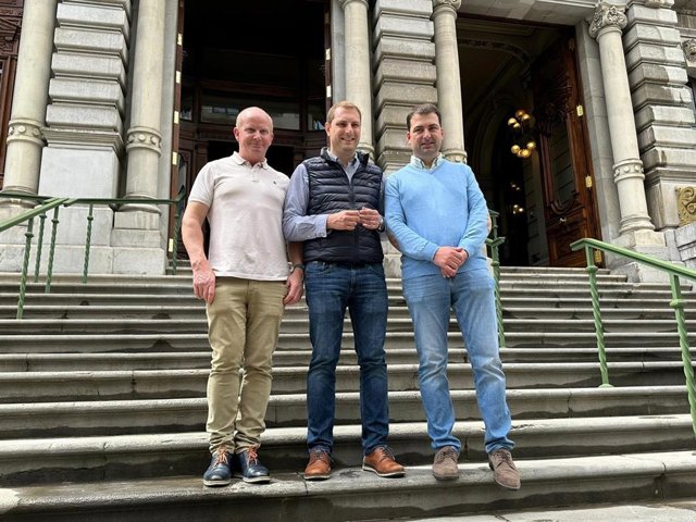 Foro presenta 25 candidaturas que cubren el 81% de la población asturiana.