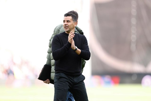Archivo - L'entrenador del Girona FC, Míchel Sánchez
