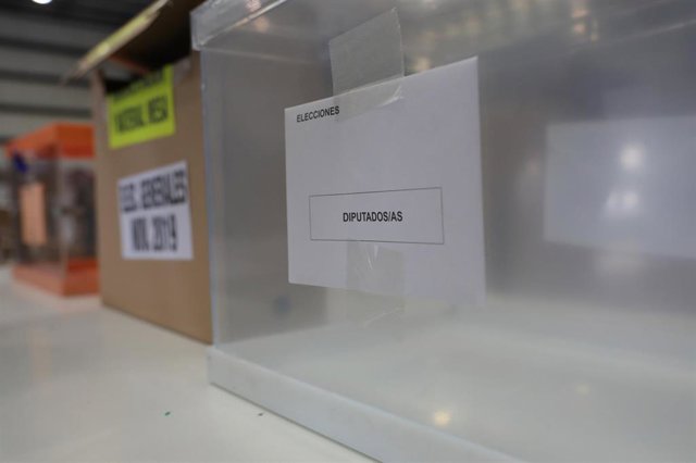 Archivo - Urna electoral