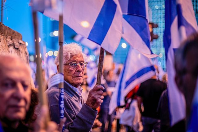 Manifestants contra la reforma judicial del primer ministre d'Israel, Benjamin Netanyahu