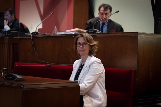 La consellera de Acción Exterior y Unión Europea de la Generalitat, Meritxell Serret, durante un juicio en el Tribunal Superior de Justicia de Catalunya (TSJC), a 29 de marzo de 2023, en Barcelona, Catalunya (España). Serret es juzgada por presunta desobe