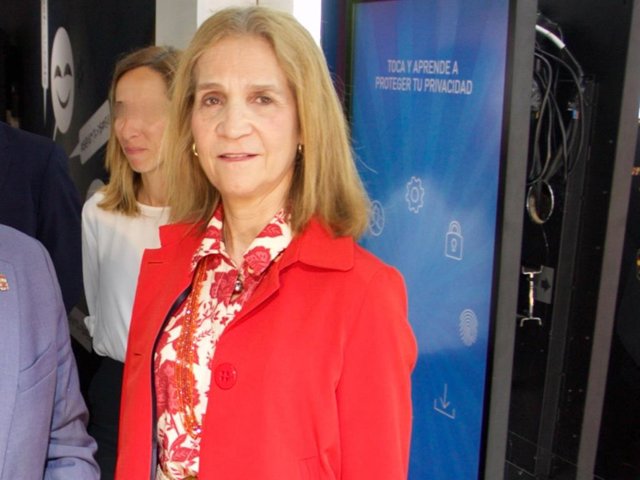 Doña Elena, este miércoles en un acto de la Fundación Mapfre en Murcia