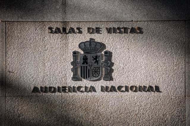 Façana de la sala de vistes de l'Audiència Nacional
